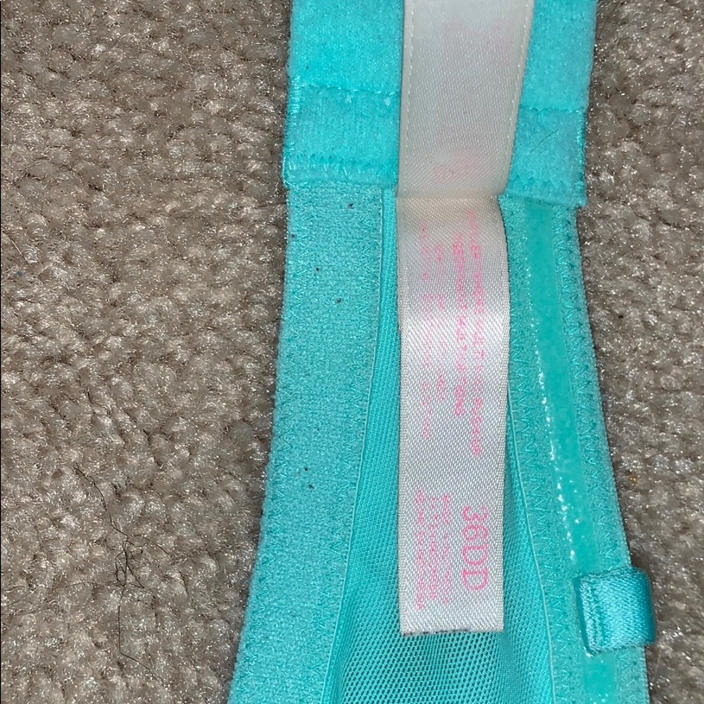 PINK strapless push-up - Picture 2 of 3